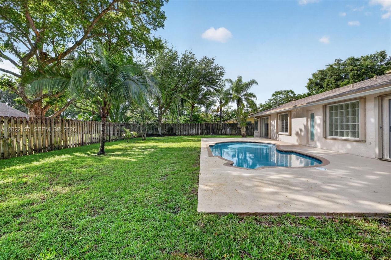 1660 NW 94th Ave, Plantation, FL 33322 Photo