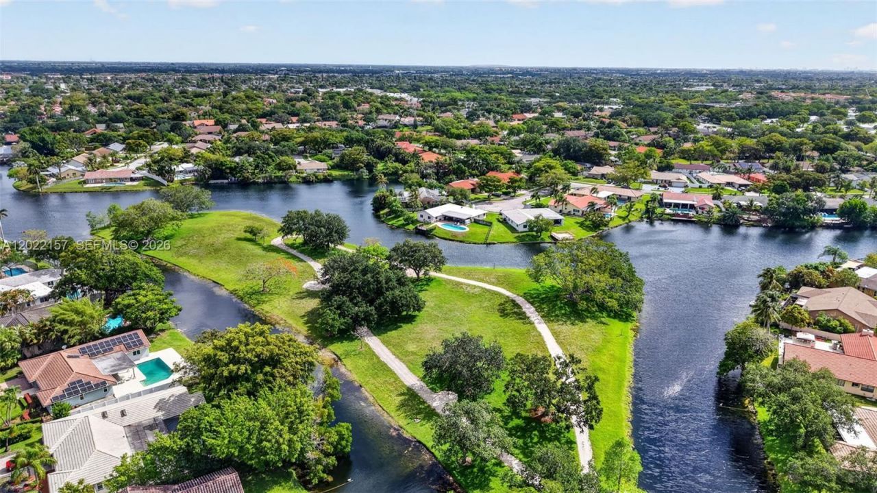 1660 NW 94th Ave, Plantation, FL 33322 Photo