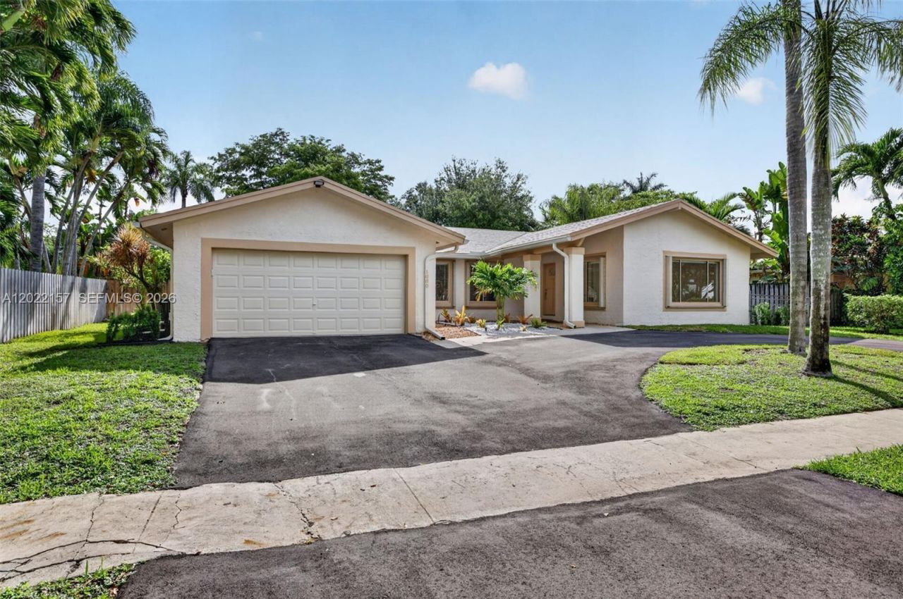 1660 NW 94th Ave, Plantation, FL 33322 Photo