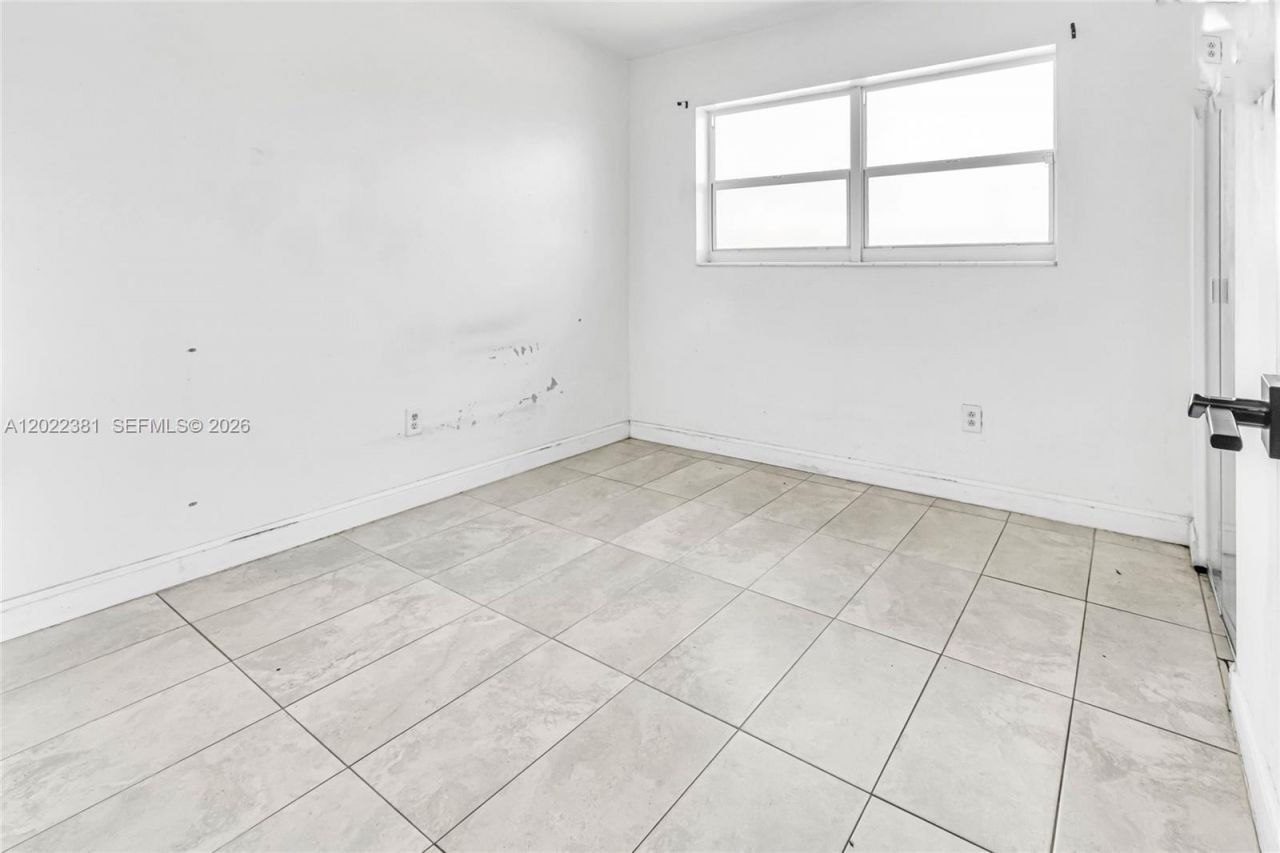 1021 NW 23rd Rd, Fort Lauderdale, FL 33311 Photo