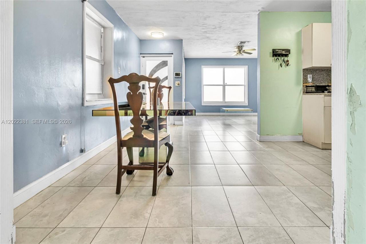 1021 NW 23rd Rd, Fort Lauderdale, FL 33311 Photo