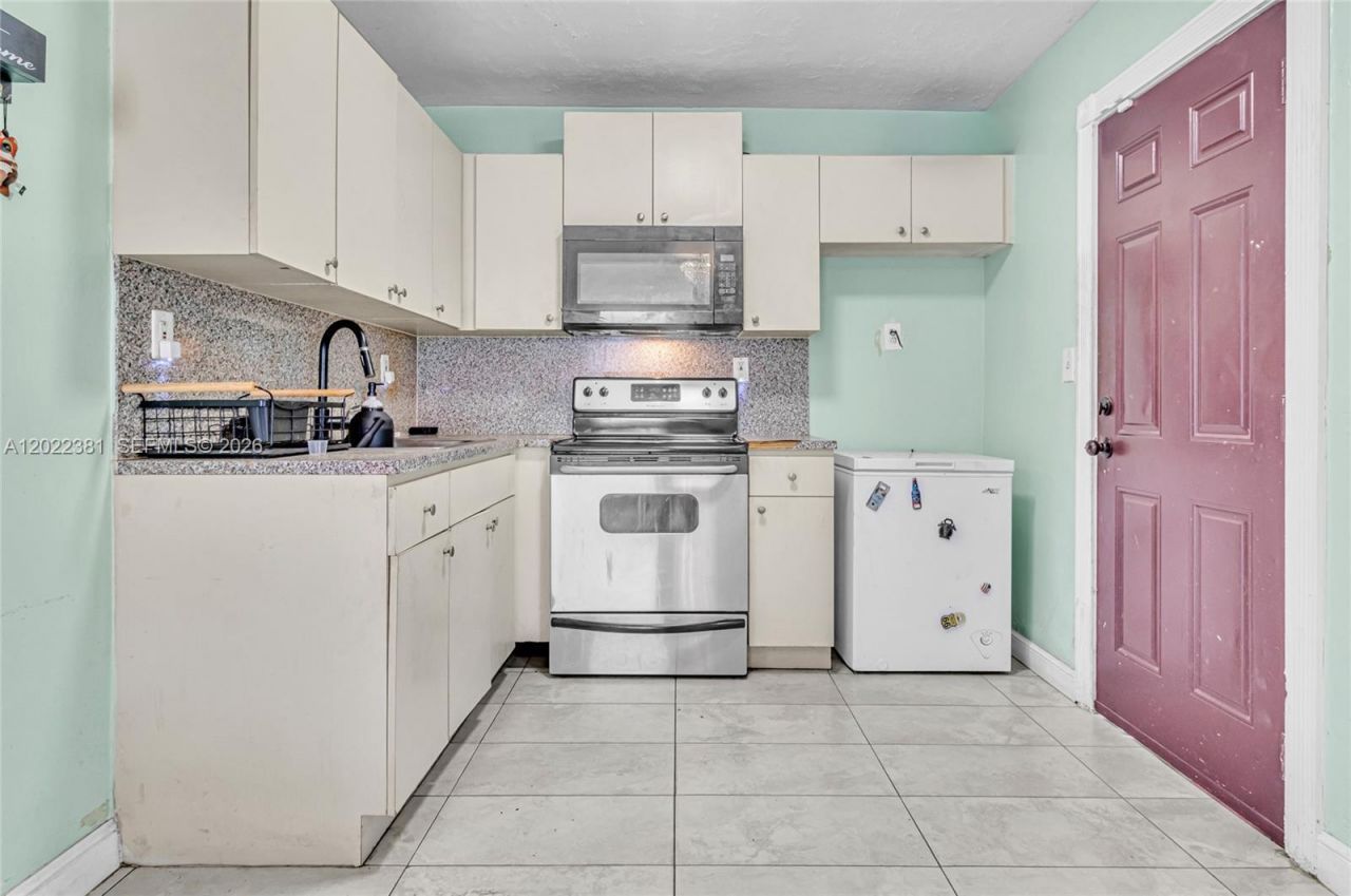 1021 NW 23rd Rd, Fort Lauderdale, FL 33311 Photo