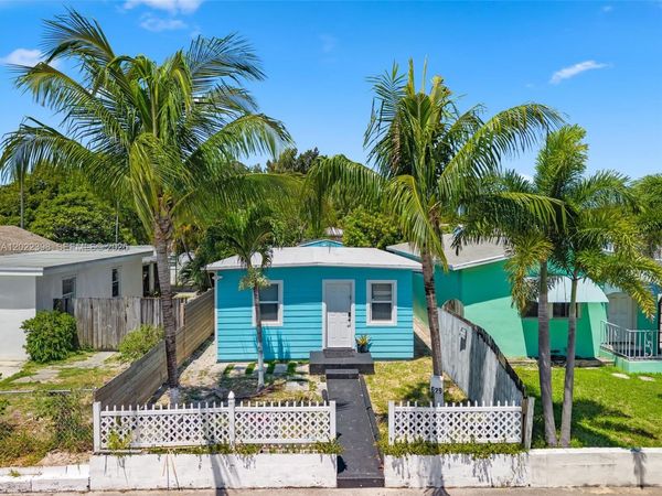 629 N F St , Lake Worth, FL 33460