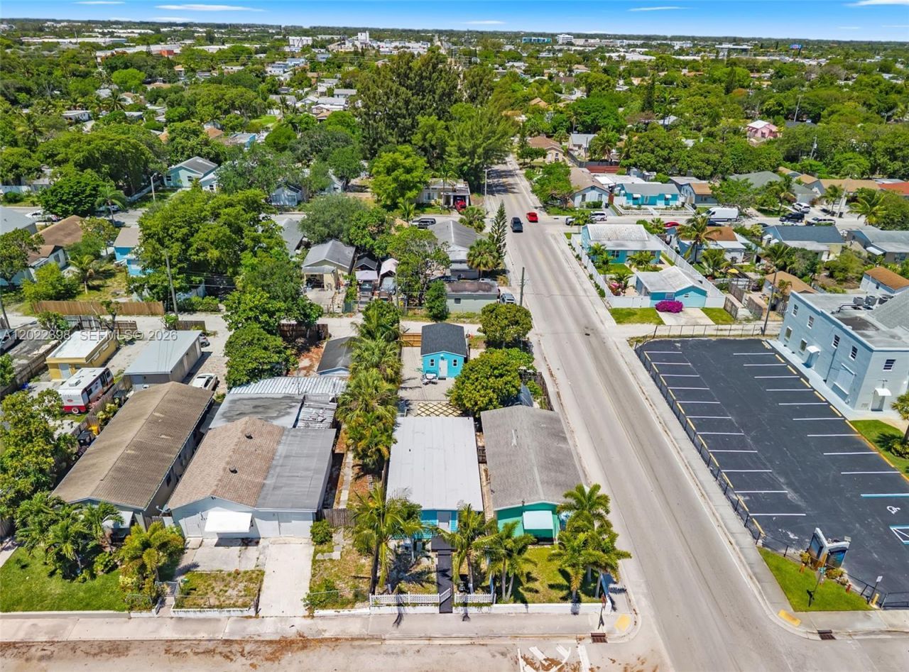 629 N F St , Lake Worth, FL 33460 Photo
