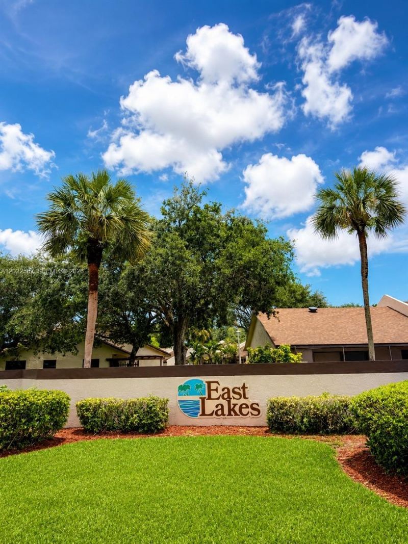 1571 NW 96th Way , Unit 1571, Pembroke Pines, FL 33024 Photo