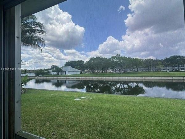 8309 NW 59th Pl, Tamarac, FL 33321
