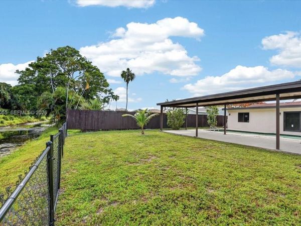 2460 NW 67 ct , Fort Lauderdale, FL 33309