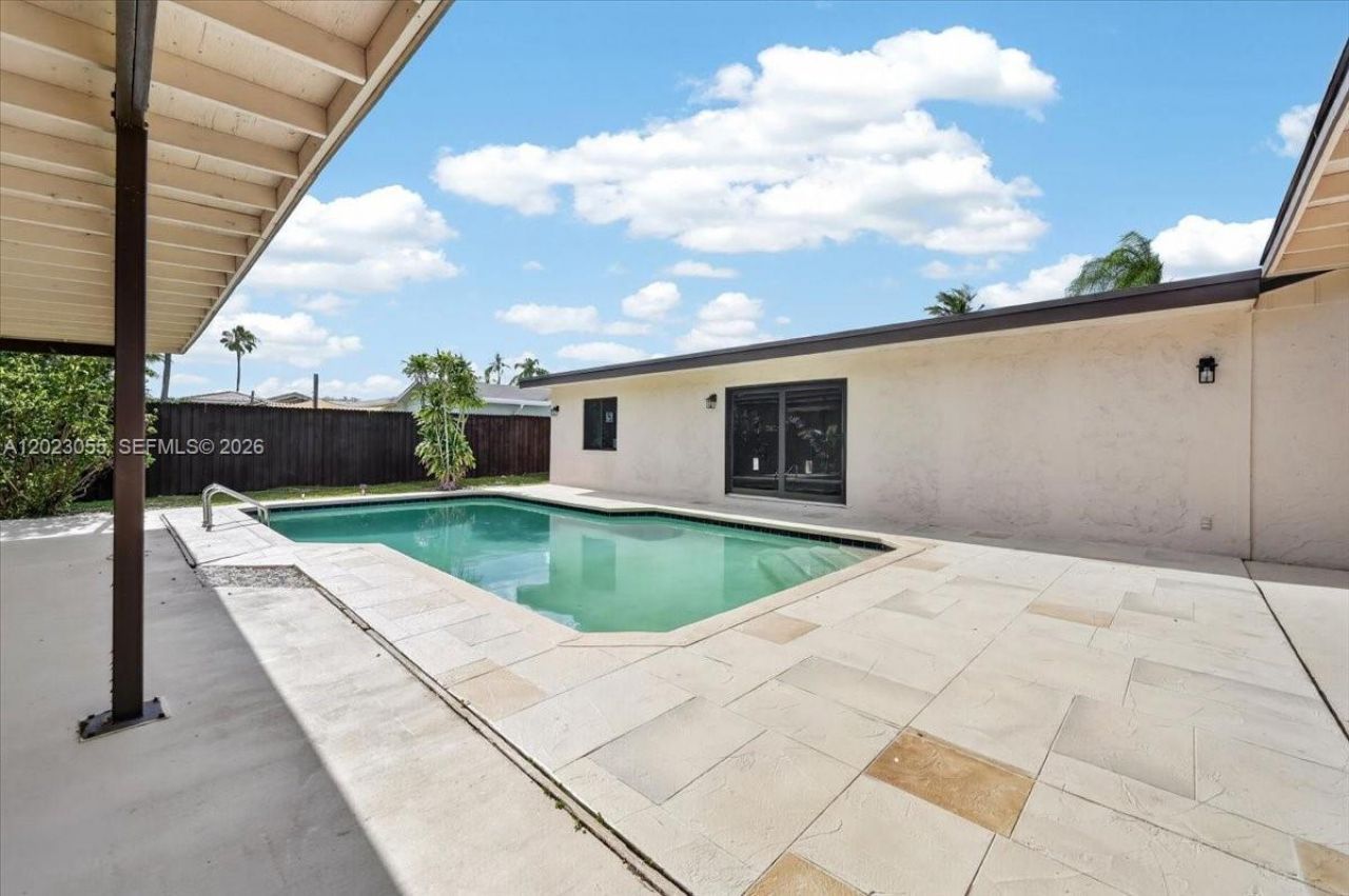2460 NW 67 Ct , Fort Lauderdale, FL 33309 Photo