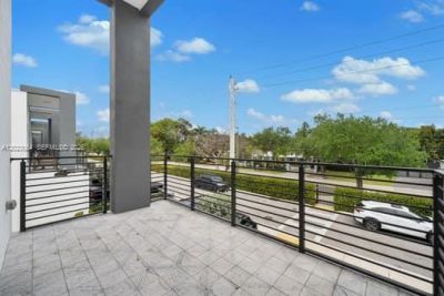 6812 SW 80th St , Miami, FL 33143 Photo