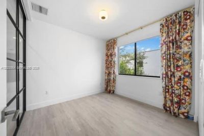 6812 SW 80th St , Miami, FL 33143 Photo