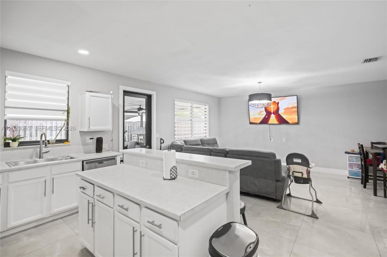 11711 SW 234th St , Homestead, FL 33032 Photo