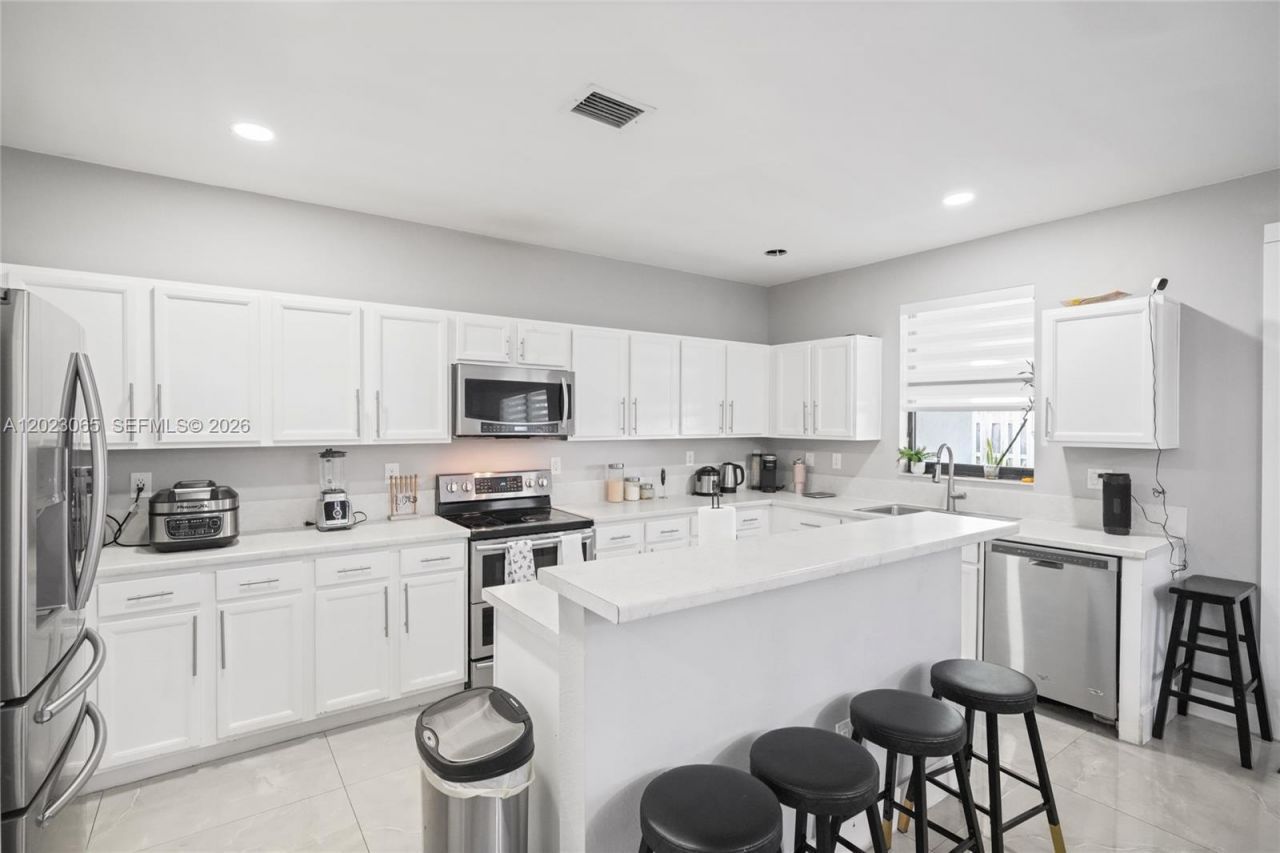 11711 SW 234th St , Homestead, FL 33032 Photo