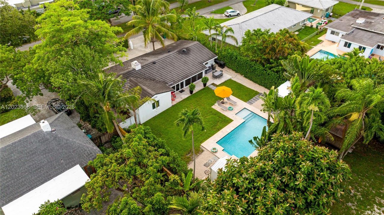 11403 NE 8th Ave , Biscayne Park, FL 33161 Photo