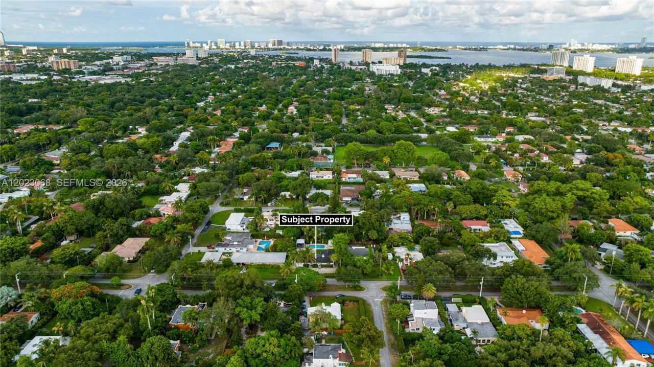 11403 NE 8th Ave , Biscayne Park, FL 33161 Photo