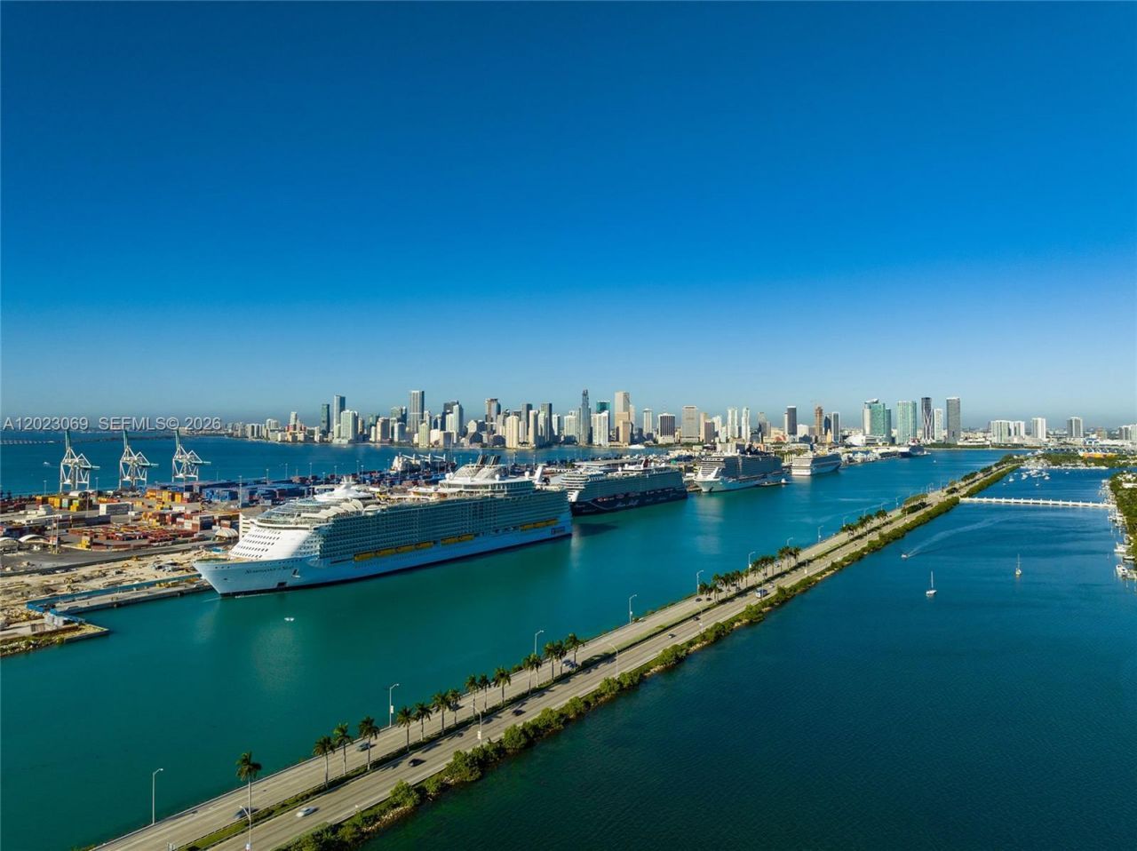 36 Star Island Dr , Miami Beach, FL 33139 Photo