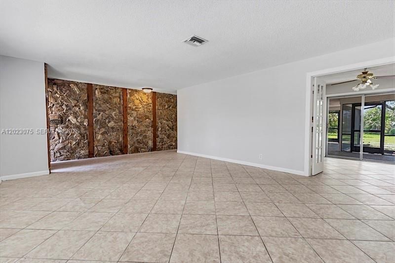 3910 NW 4th Ct , Unit 3910, Boca Raton, FL 33431 Photo