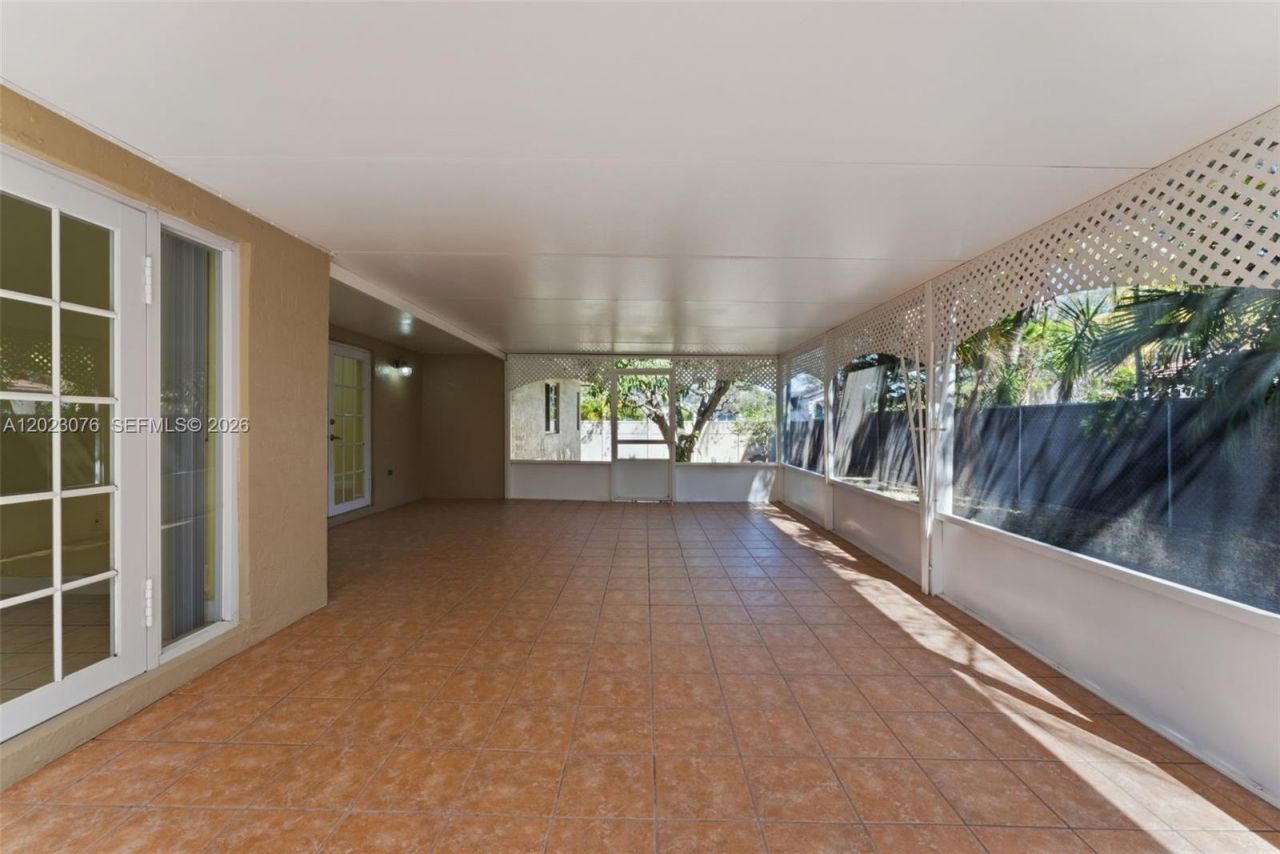 18049 SW 152nd Ave, Miami, FL 33187 Photo
