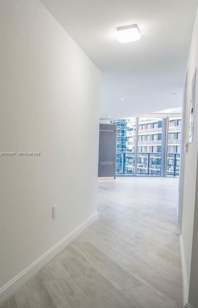 45 SW 9th St , Unit 3501, Miami, FL 33130 Photo