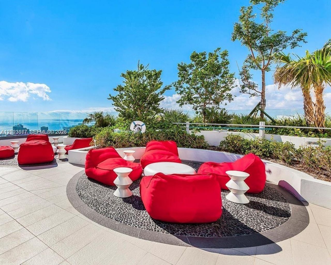 45 SW 9th St , Unit 3501, Miami, FL 33130 Photo