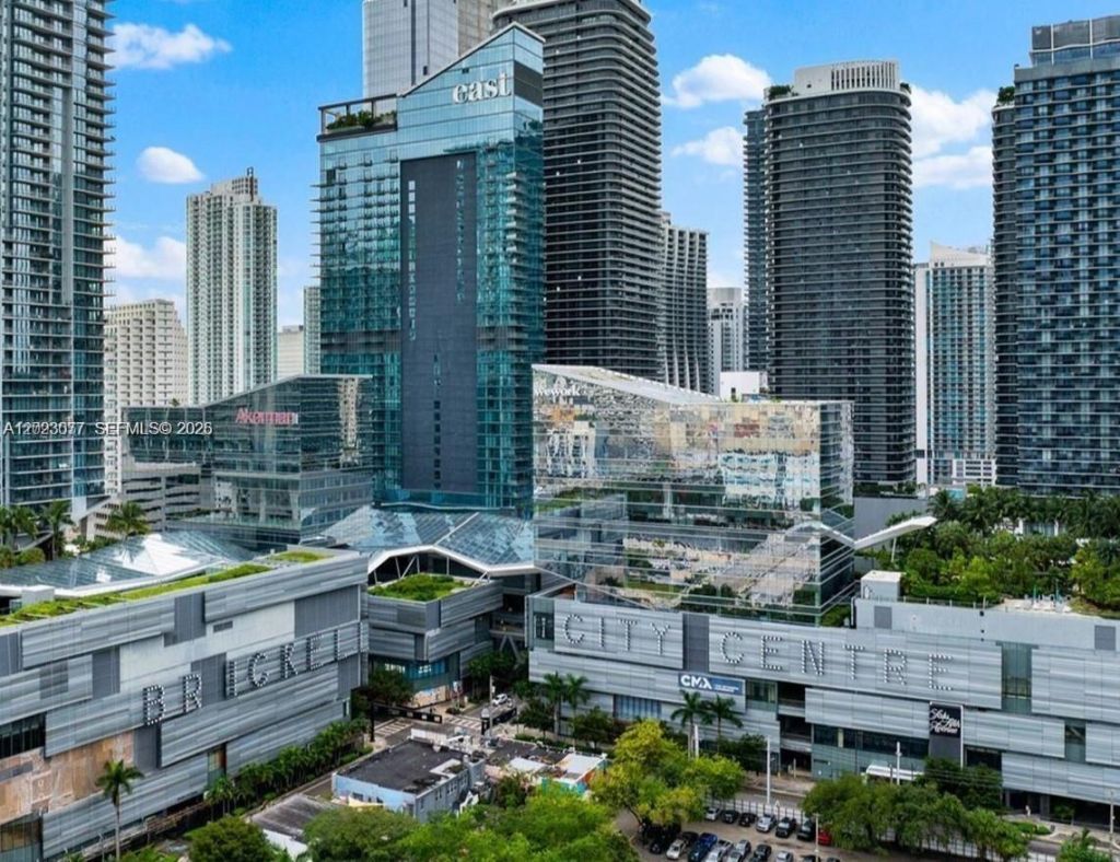 45 SW 9th St , Unit 3501, Miami, FL 33130 Photo