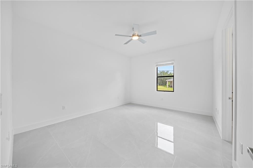 403/405 Bell Blvd S, Lehigh Acres, FL 33974 Photo