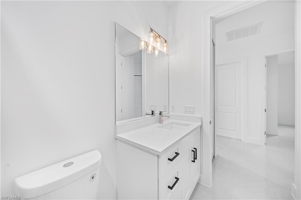 403/405 Bell Blvd S, Lehigh Acres, FL 33974 Photo