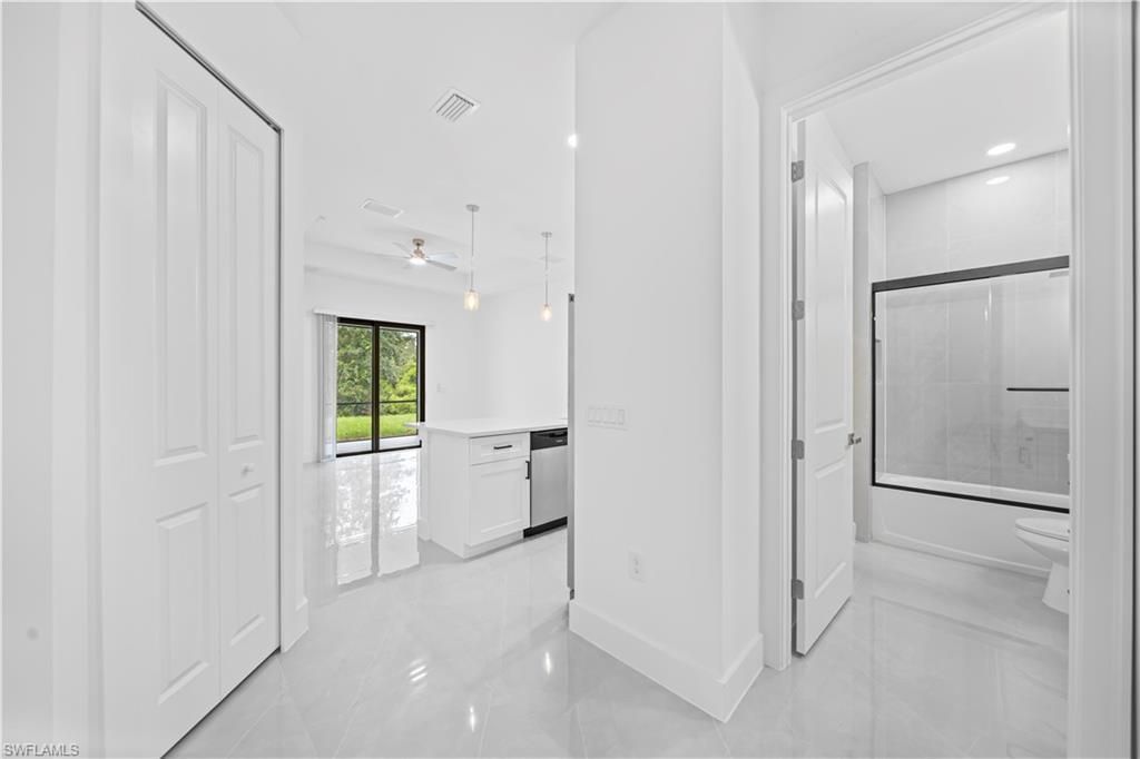 403/405 Bell Blvd S, Lehigh Acres, FL 33974 Photo
