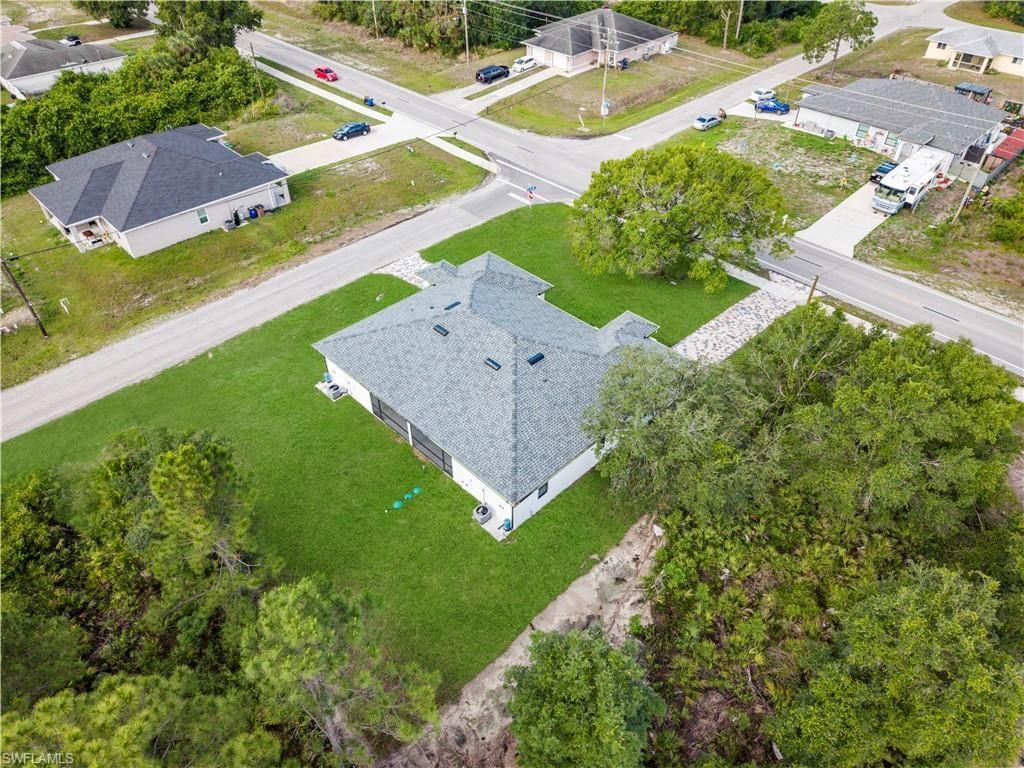 403/405 Bell Blvd S, Lehigh Acres, FL 33974 Photo
