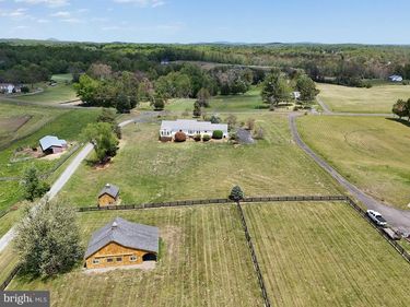 5265 BEAR HOLLOW LANE, AMISSVILLE, VA 20106