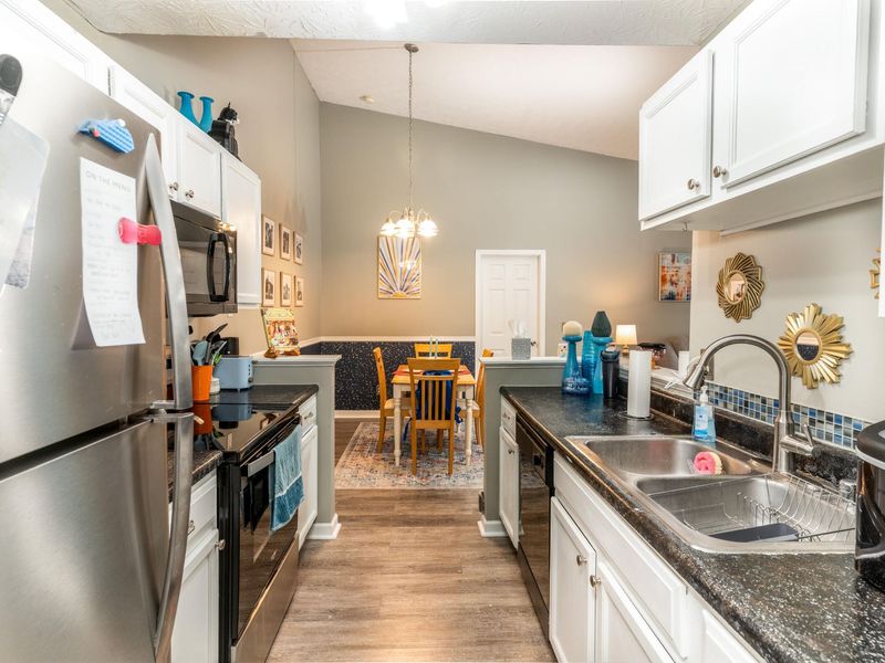 648 Friars Lane, Unit 10, Florence, KY 41042 Photo 11