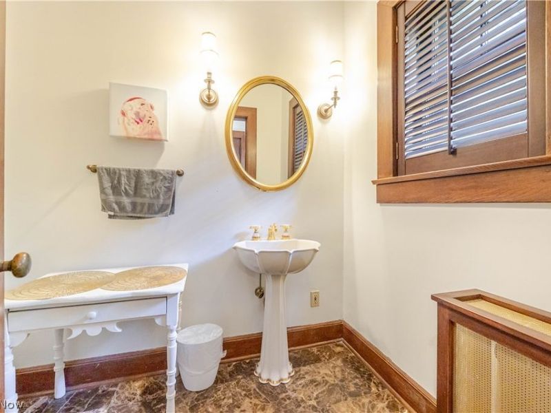3085 Fairmount Boulevard, Cleveland Heights, OH 44118 Photo 26
