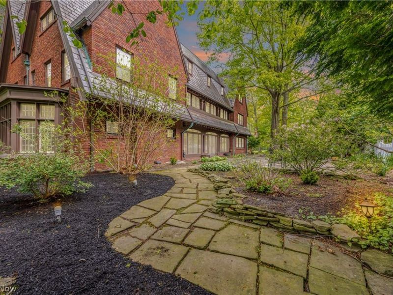 3085 Fairmount Boulevard, Cleveland Heights, OH 44118 Photo 44