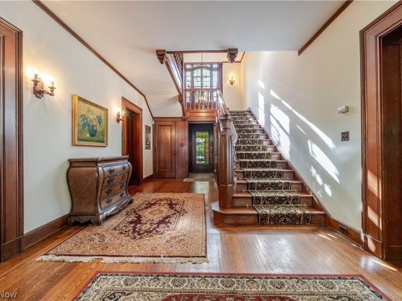 3085 Fairmount Boulevard, Cleveland Heights, OH 44118 Photo 6