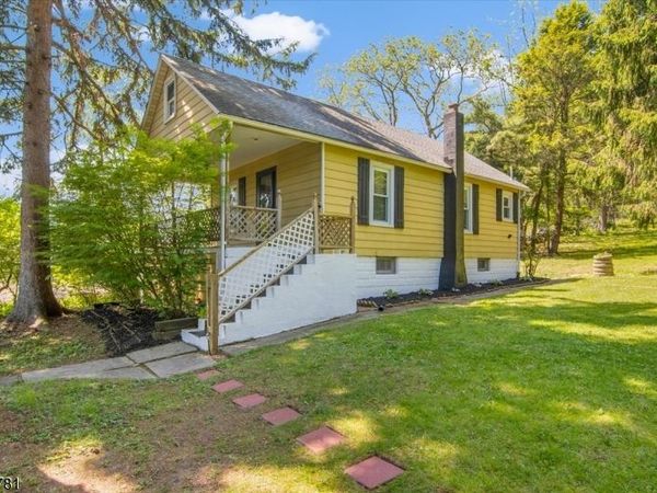 288 Belvidere Ave, Oxford, NJ 07863