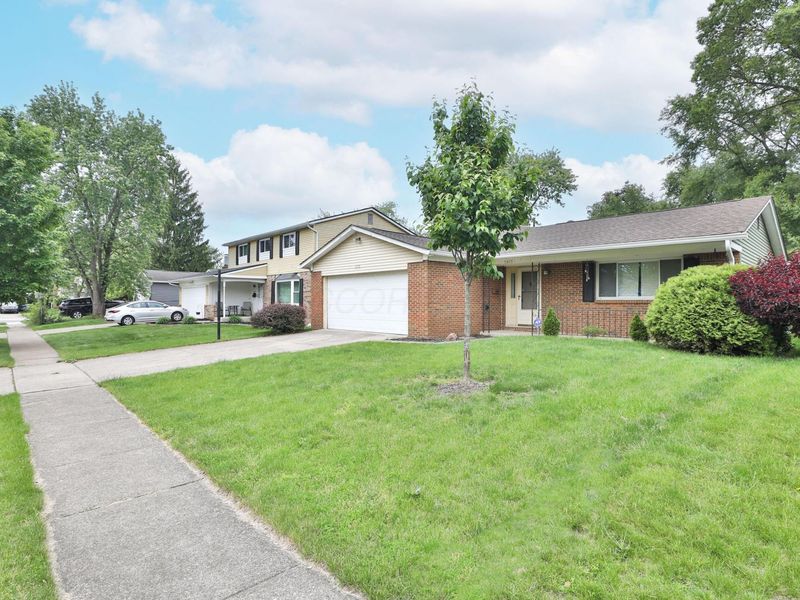 5375 Ivywood Lane , Columbus, OH 43229 Photo 2