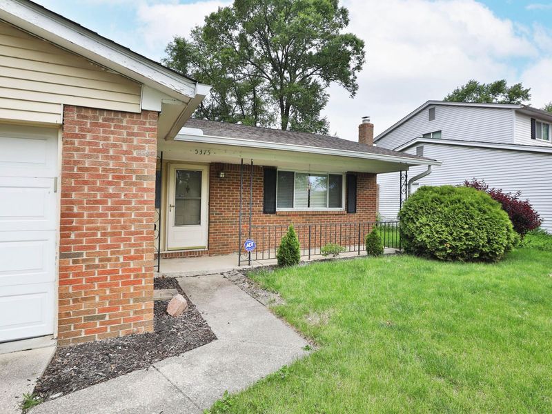 5375 Ivywood Lane , Columbus, OH 43229 Photo 4