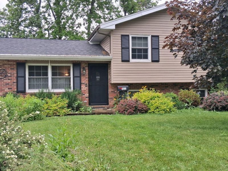 1611 Nagel Street, Saint Marys, OH 45885 Photo 1
