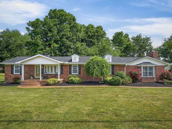 708 Dry Creek Rd , Smithville, TN 37166