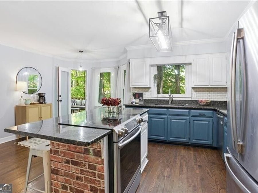 Property Image 11