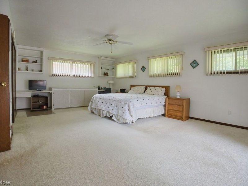 492 Jeannette Drive, Richmond Heights, OH 44143 Photo 15