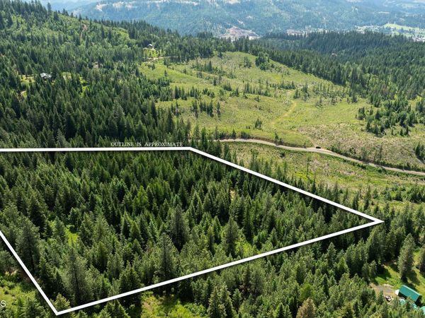 3232 Hells Gulch RD , St. Maries, ID 83861