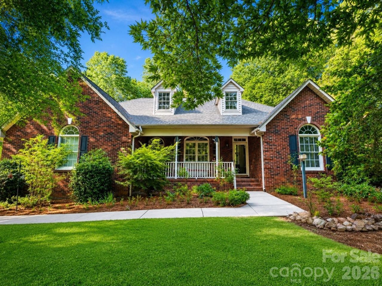 5406 Club View Drive , Concord, NC 28025 Main Photo