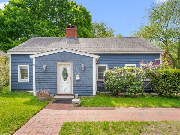 313 E Water St, Rockland, MA 02370