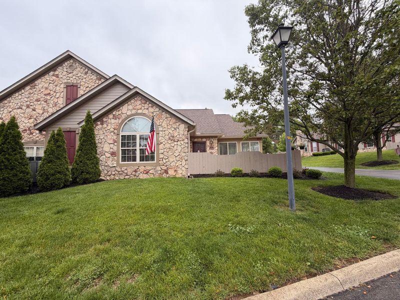 2143 William T Circle , Lancaster, OH 43130 Photo 5