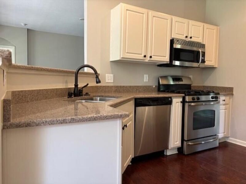 9069 Polaris Lakes Drive, Columbus, OH 43240 Photo 10