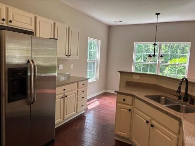 9069 Polaris Lakes Drive, Columbus, OH 43240 Photo 11