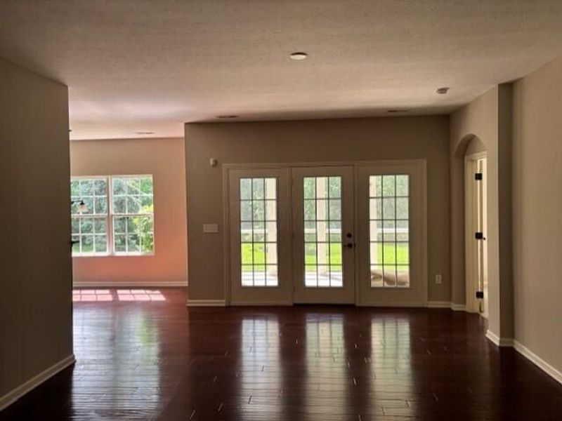 9069 Polaris Lakes Drive, Columbus, OH 43240 Photo 8