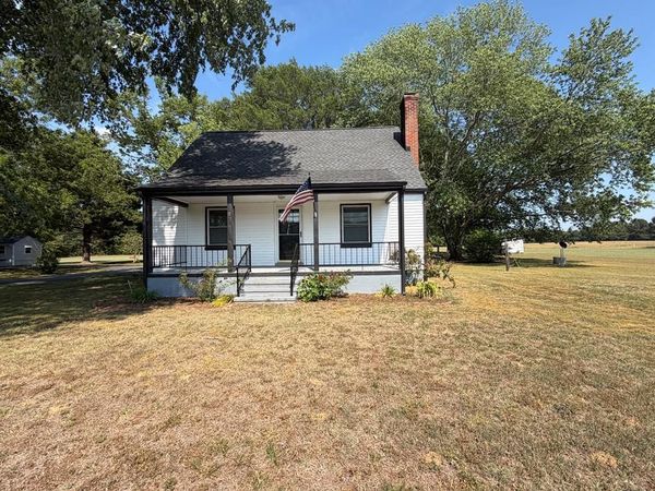 12513 Kings Hwy, MONTROSS, VA 22520