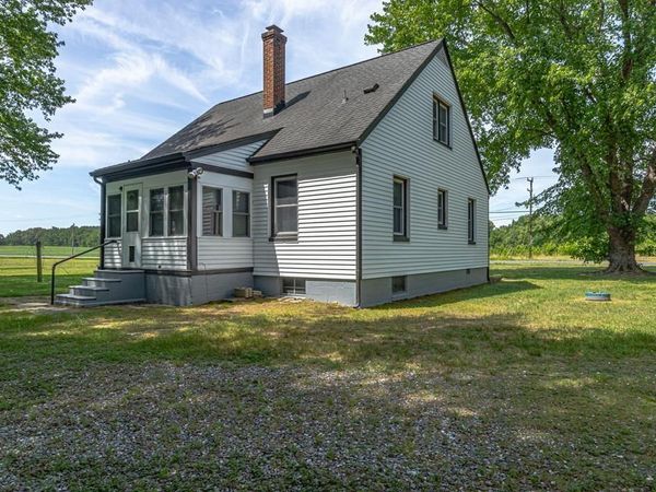 12513 Kings Hwy, MONTROSS, VA 22520