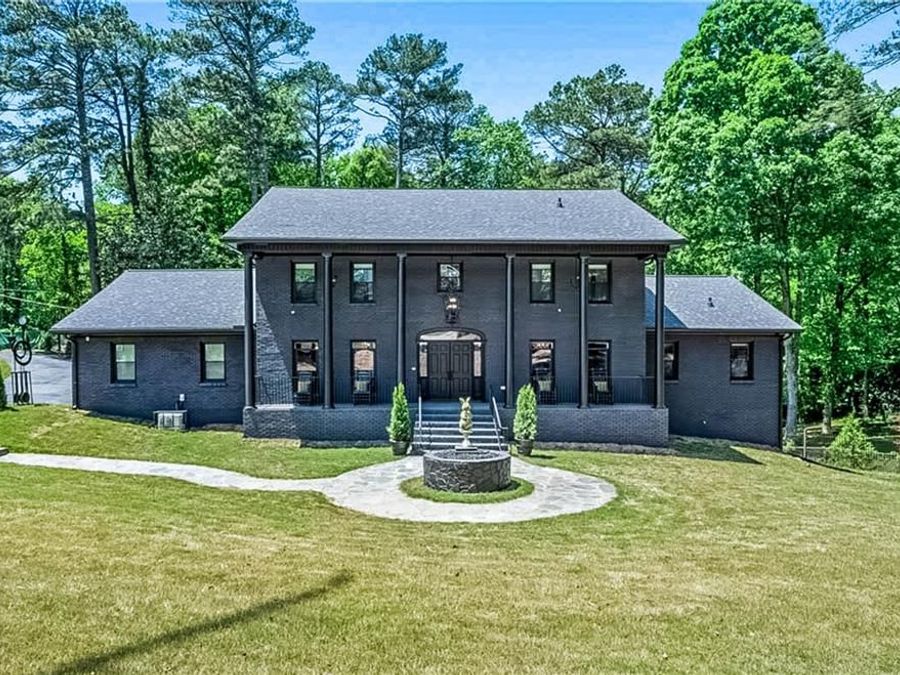 Property Image 4
